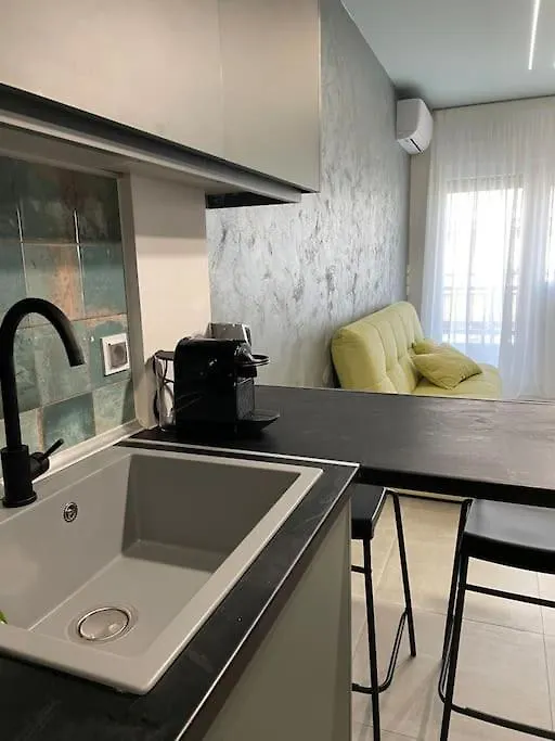 The Grεεn Apartment Thessaloniki