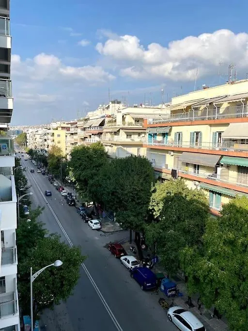 The Grεεn Apartment Thessaloniki