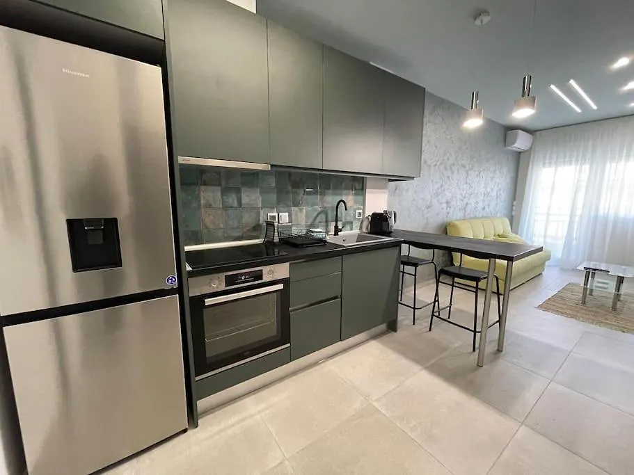 The Grεεn Apartment Thessaloniki
