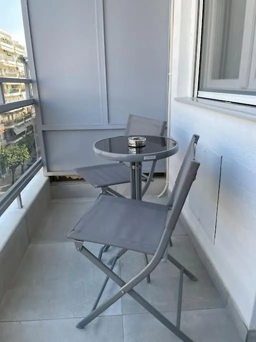 The Grεεn Apartment Thessaloniki 0*,